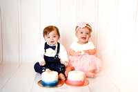 Benjamin and Scarlett Spitzer's First Birthday Cake Smash